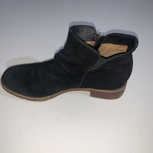 Sofft Boots Womens Size 8.5 Black Suede Ankle Zip Ruched Low Heel Booties SF0053 - Picture 3 of 9